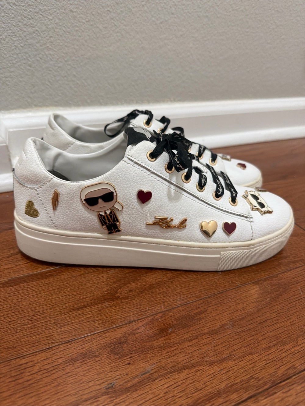 Karl Lagerfeld Paris Women's Cate Pins Embellished Sneakers Sz 8